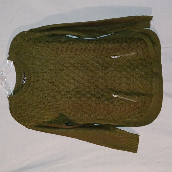 Women's M Sweater - Picture 1 of 5